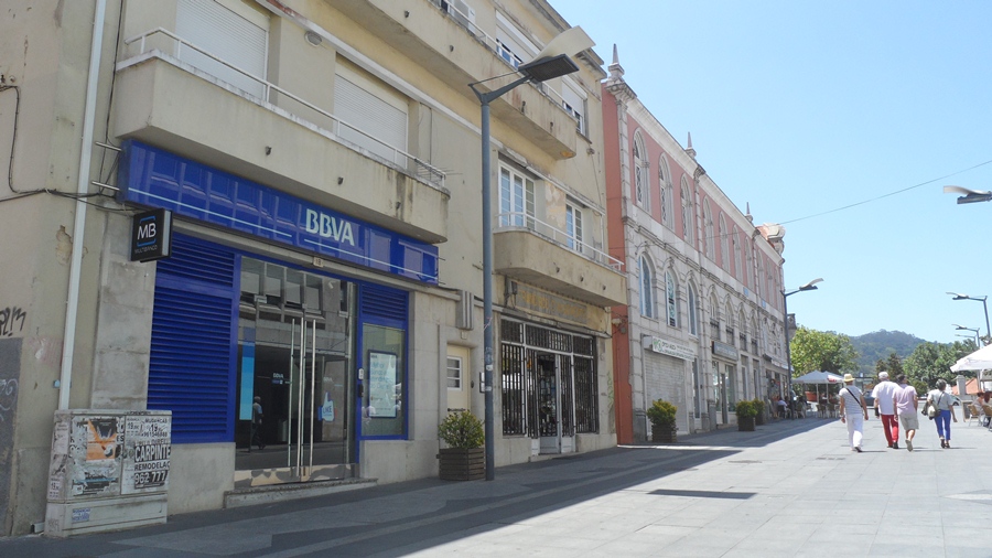 Balcão do Banco BBVA na vila de Sintra em Portugal