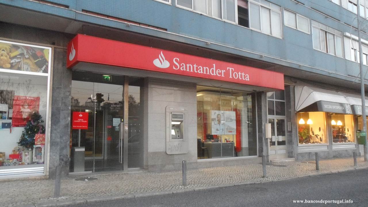 Santander Totta Estação Amadora