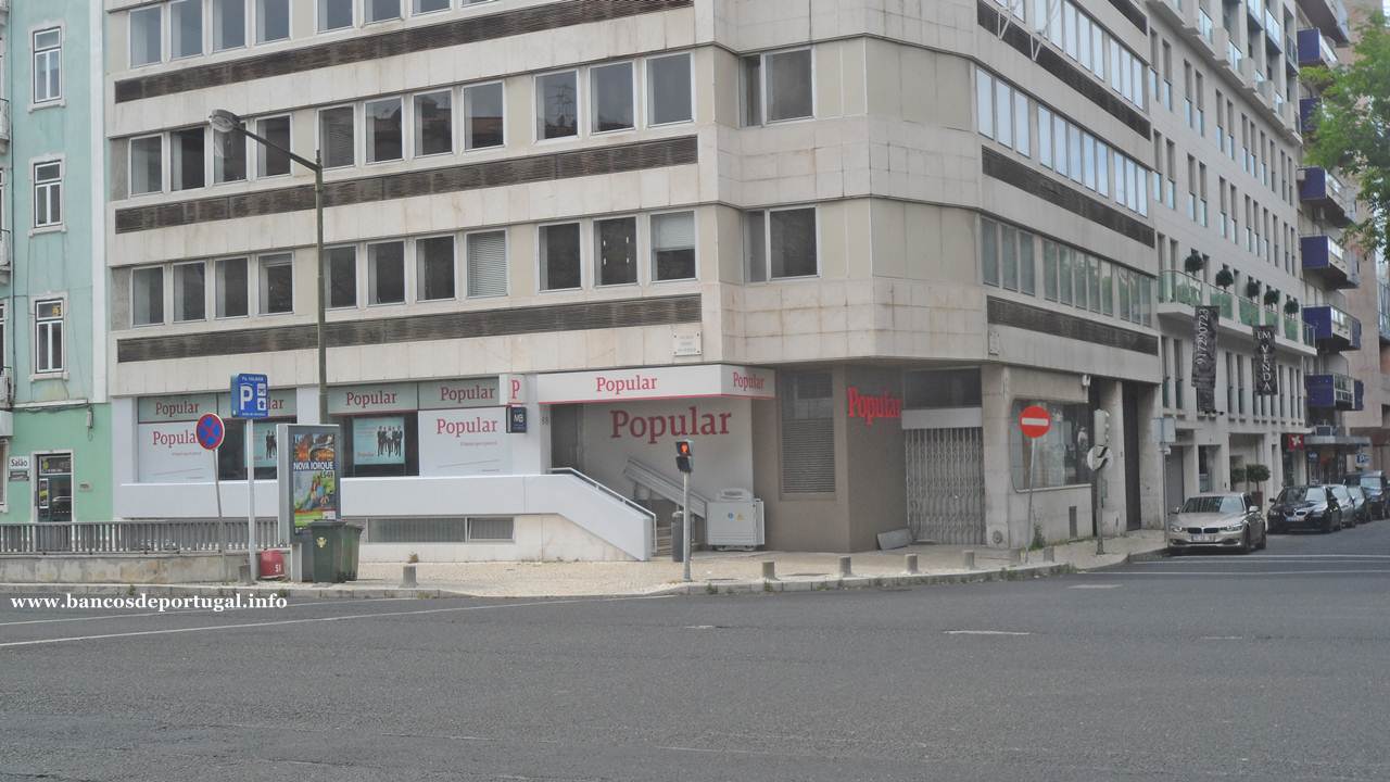 Banco Popular entre as avenidas Marques de Tomar e Miguel Bombarda