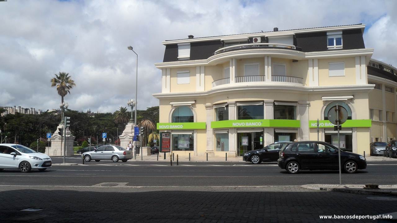 Balcão Novo Banco no Estoril
