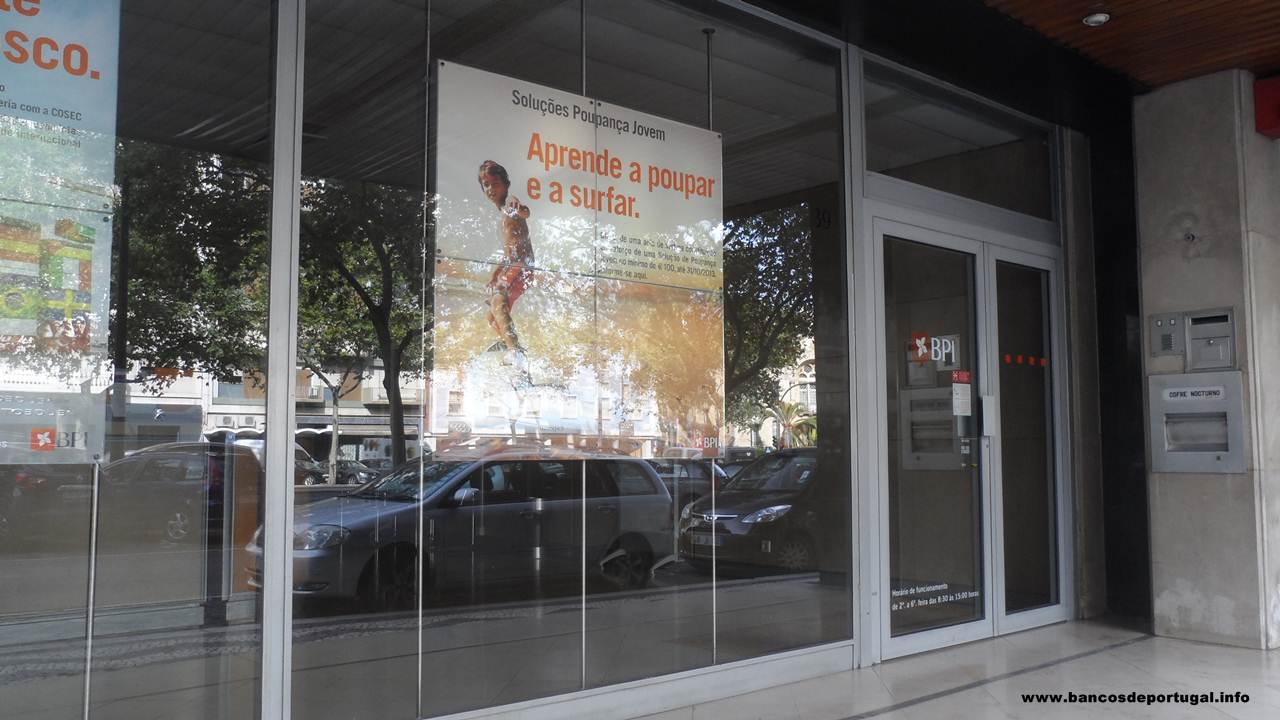 Balcão do Banco BPI na Avenida Combatentes em Alcobaça