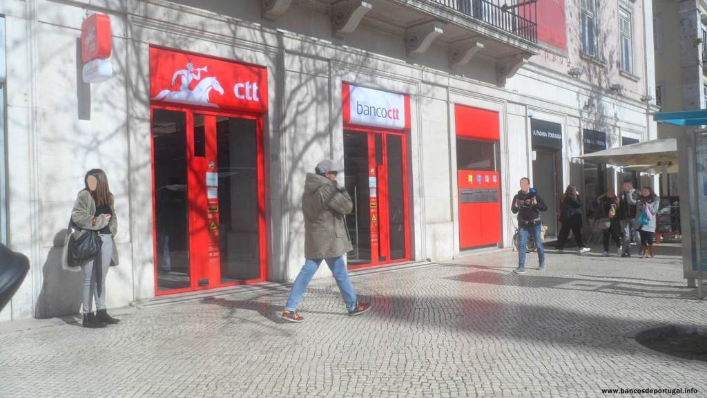 Banco do CTT na Praça dos Restauradores 58 Lisboa