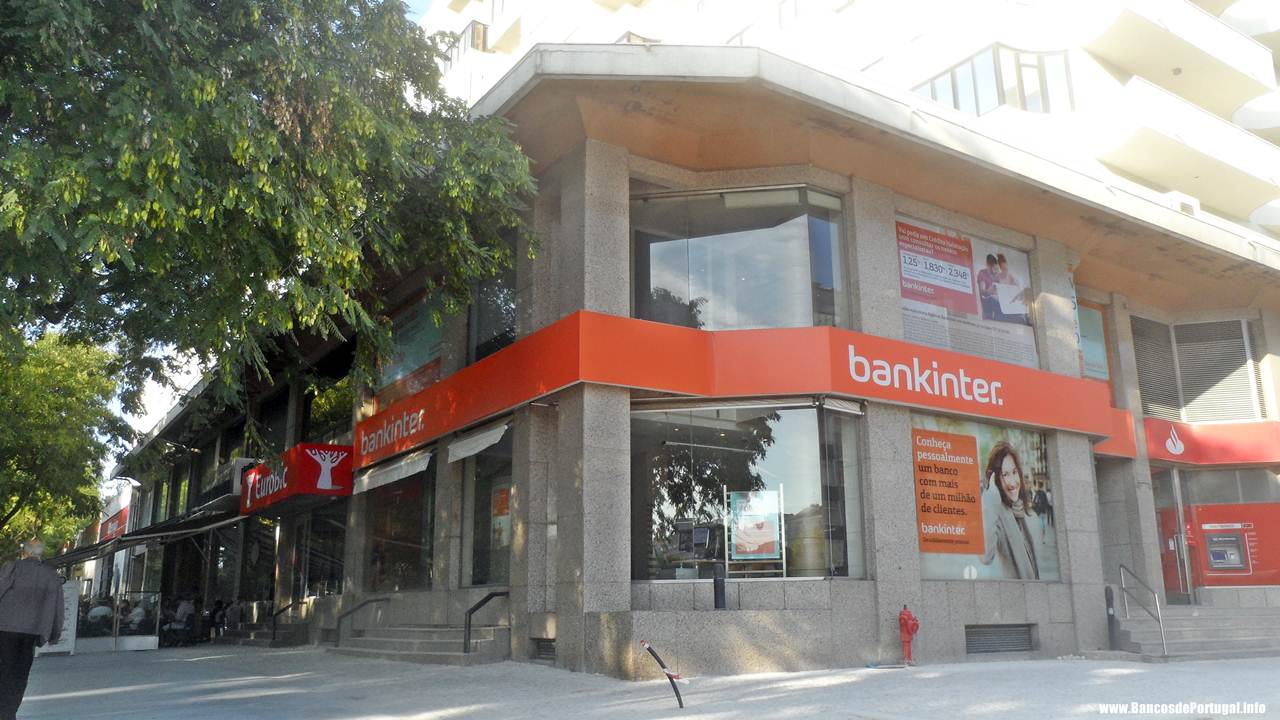 Centro de Empresas Bankinter em Lisboa na Estrada de Benfica 422A