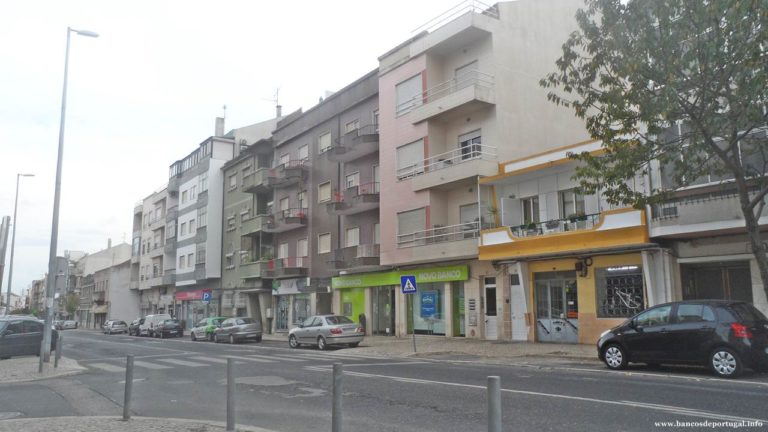 Novo Banco na EN-11-1 na Baixa da Banheira
