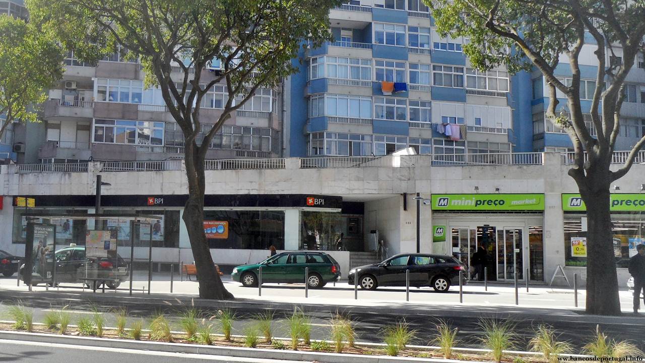 Banco BPI na Alameda das Linhas de Torres nº 255 no Lumiar em Lisboa