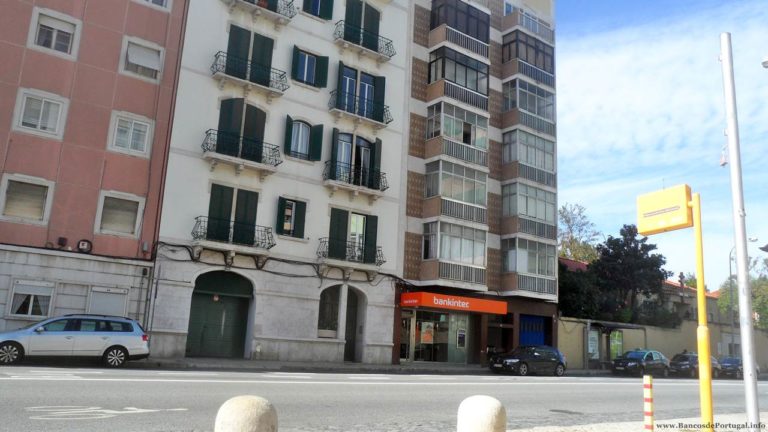Banco Bankinter na Alameda das Linhas de Torres no Lumiar em Lisboa