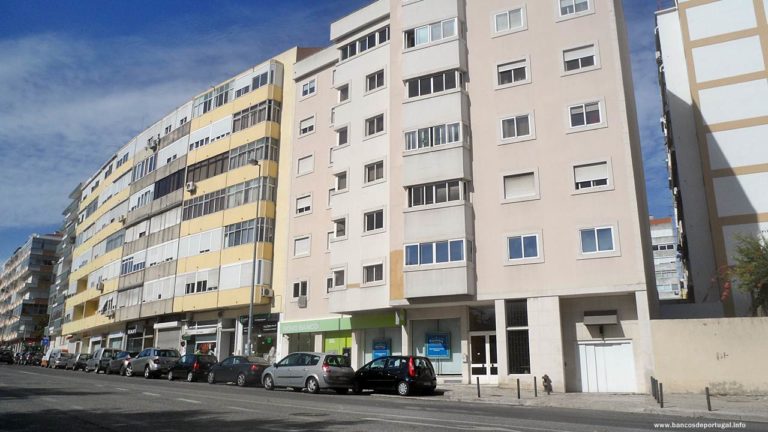 Novo banco na Av. Rainha D. Amélia 8C no Lumiar em Lisboa
