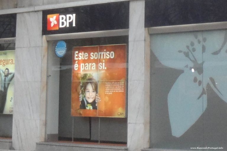Balcão do Banco BPI em Barcelos