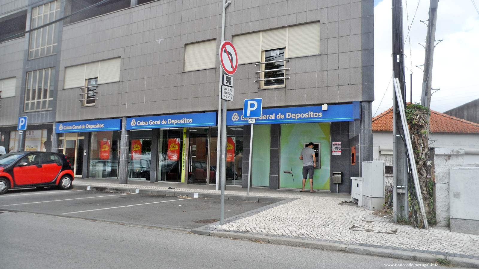 Caixa Geral de Depósitos na Rua Prof. Dr Egas Moniz em Avanca, Estarreja