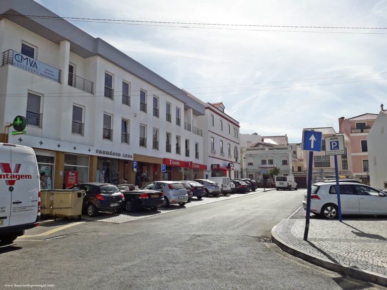 Balcão do Banco EuroBic na Lourinhã