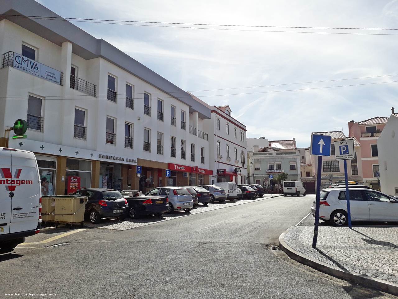 Balcão do Banco EuroBic na Lourinhã