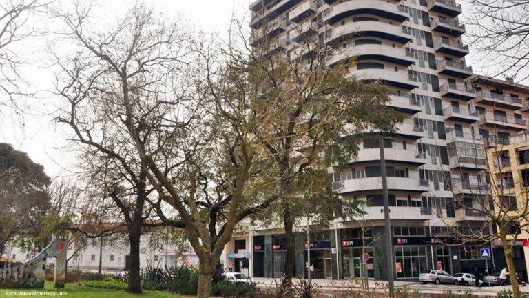 Banco BPI na Avenida do Brasil no Edifício Scalabis em Santarém