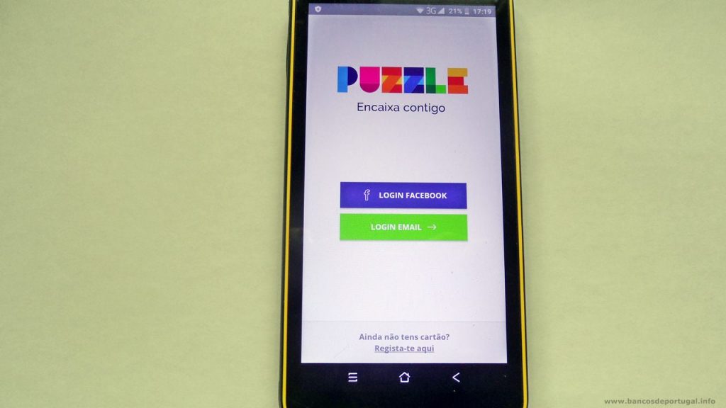 App do crédito Puzzle num smartphone Android
