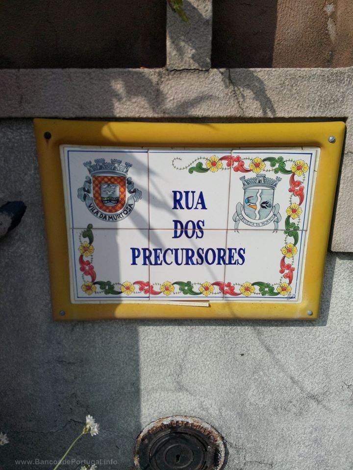 Rua dos Percussores onde se encontra o Banco EuroBic na Murtosa