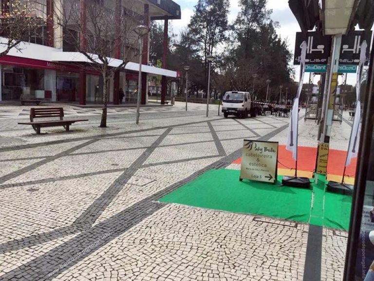 Banco Millennium Bcp na Praça Dona Maria II em Famalicão