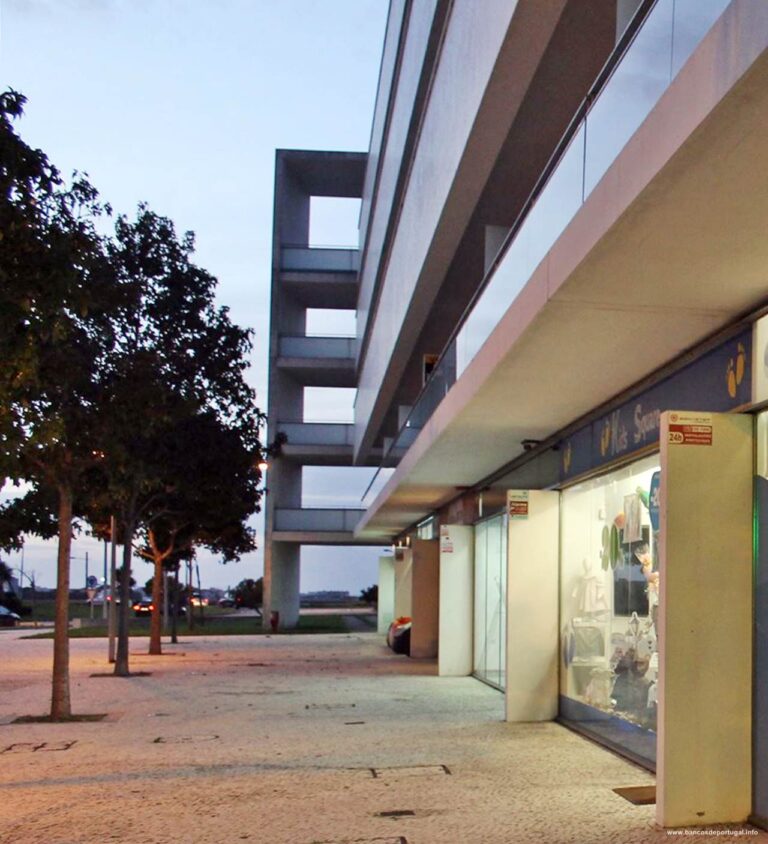 Banco BPI na Av. 25 de Abril na Póvoa de Varzim